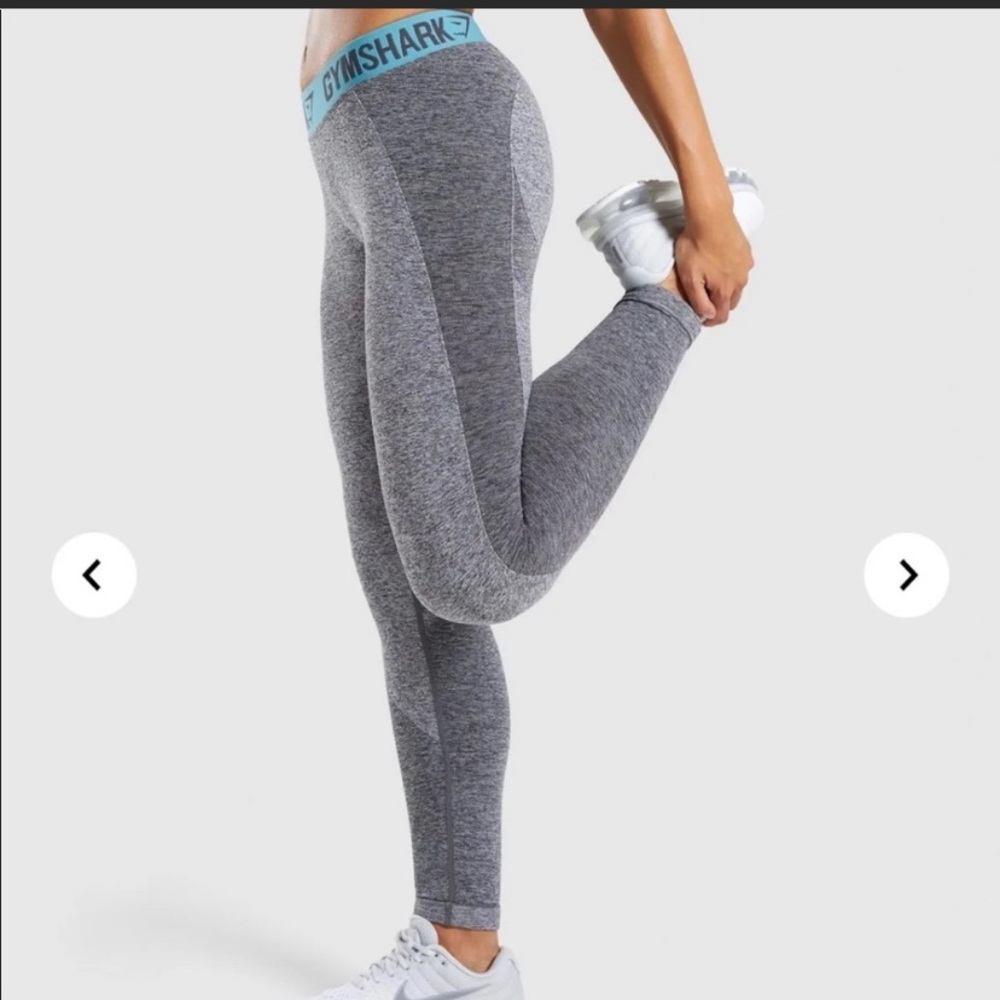 Gym shark leggings